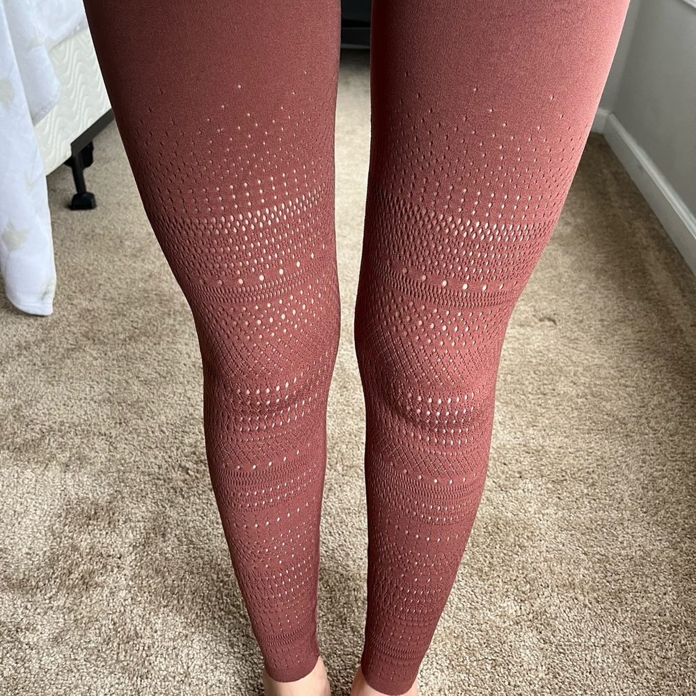 Brielle Macrame Set Fabletics - Picture 6 of 8